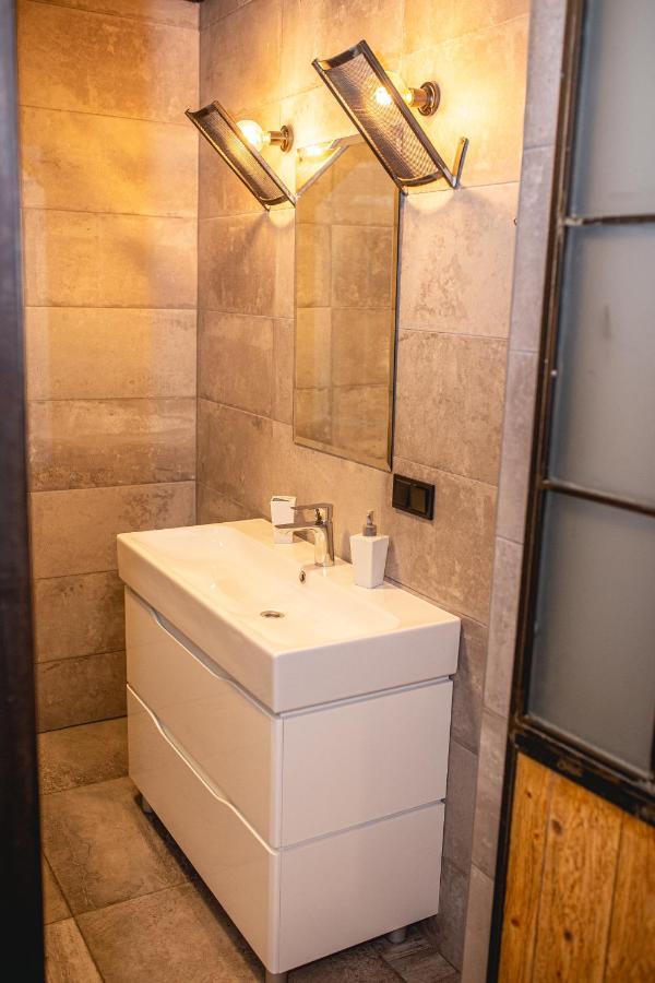 Vysoka Khata2 Lviv Exteriör bild
